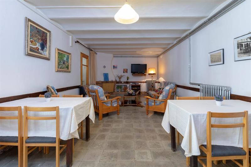 Hostal Montserrat Montseny Exterior photo